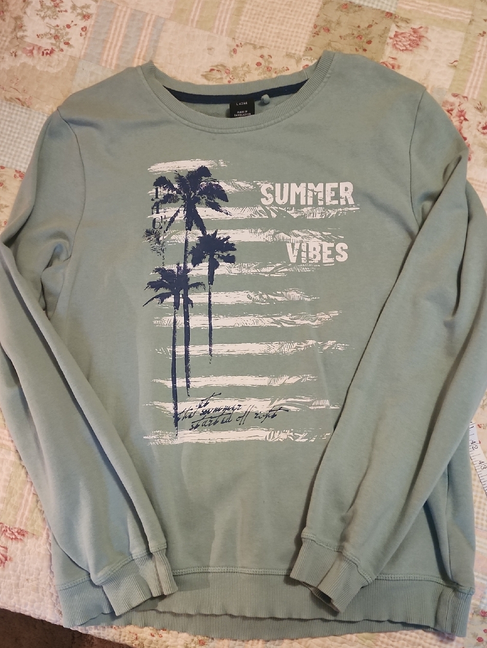 Men's Crewneck Sweatshirt - Sage Green 'Summer Vibes' Graphic